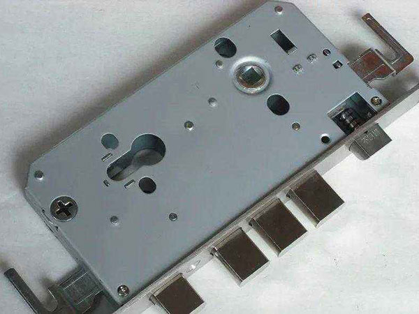 前锋24小时上门开锁公司